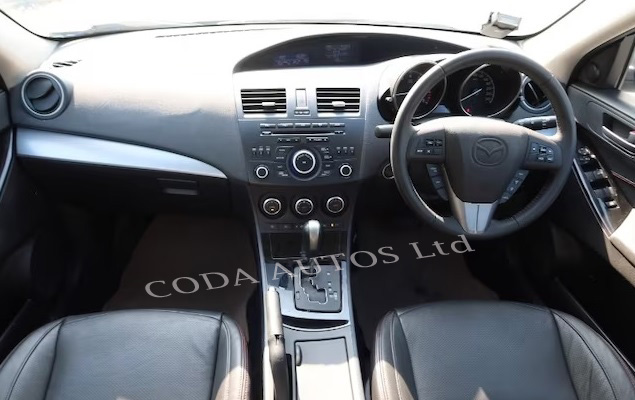 MAZDA MAZDA3